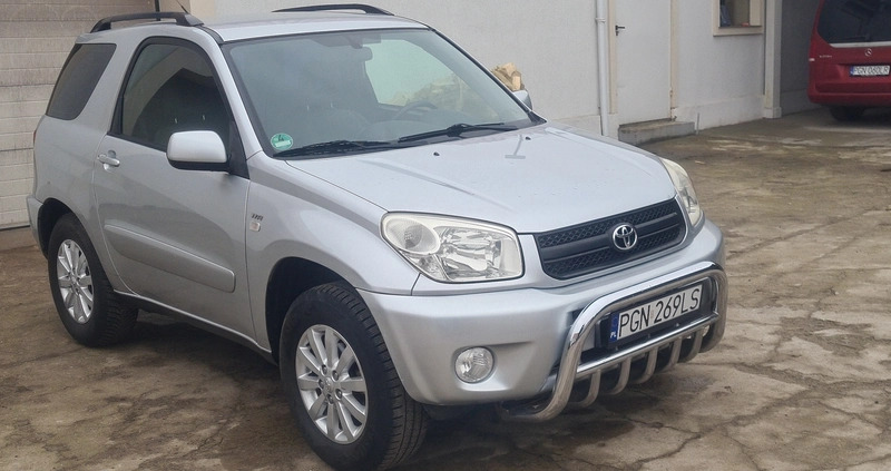 Toyota RAV4 cena 26900 przebieg: 219000, rok produkcji 2004 z Kłecko małe 191